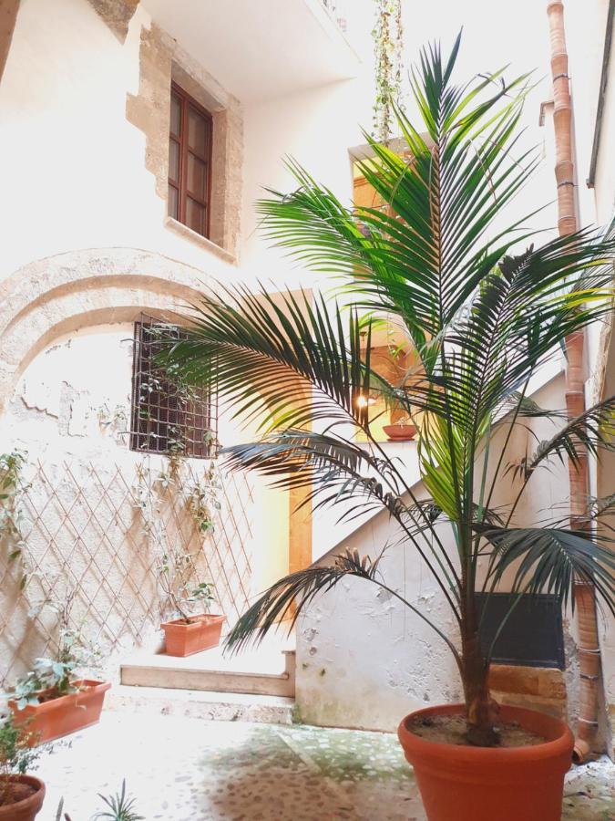 "Guttuso Tribute Suite" Experience Apartment Palermo Eksteriør billede