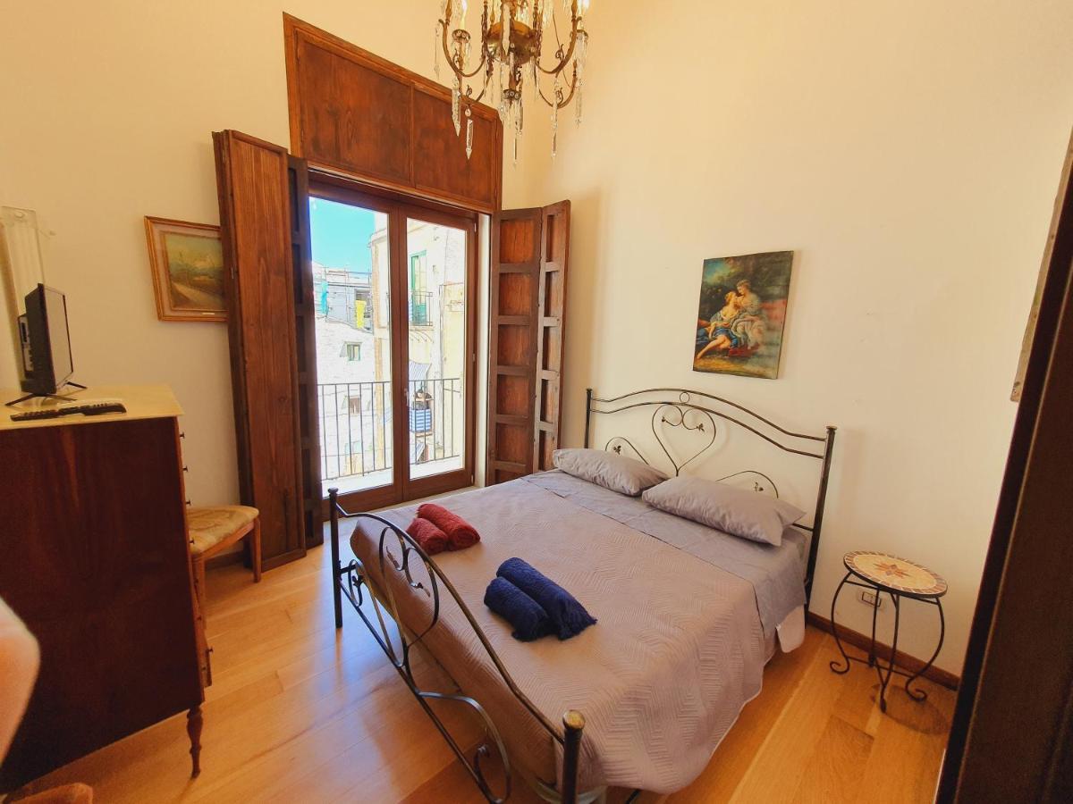 "Guttuso Tribute Suite" Experience Apartment Palermo Eksteriør billede